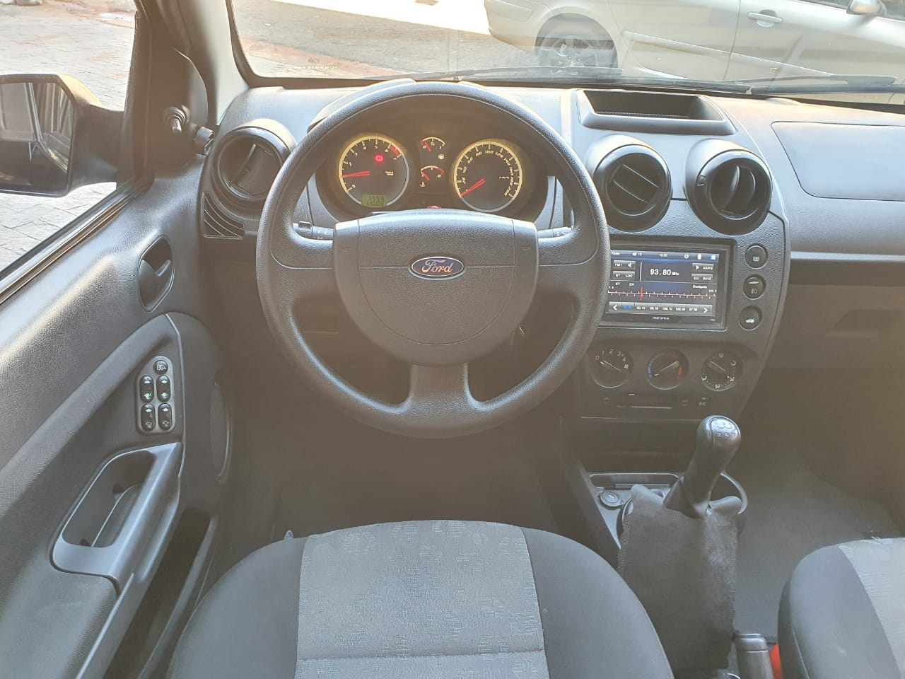 Fiesta Hatch 1.6 4P SE FLEX